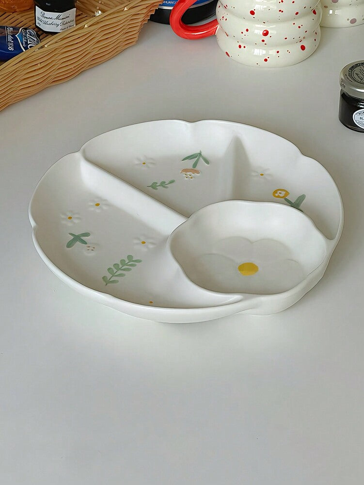 1pc Ceramic Divided Plate Embossed Floral Snack Dish Stylish Daisy Appetizer Tray Household Kitchen Dining Tableware Gift For Family